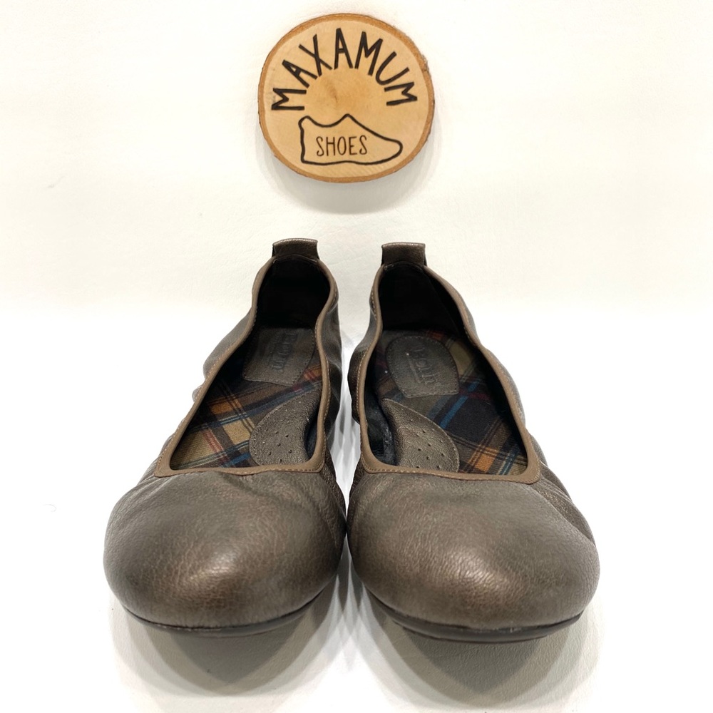 Women's Metallic Ballet Flats - Picture 2 of 8